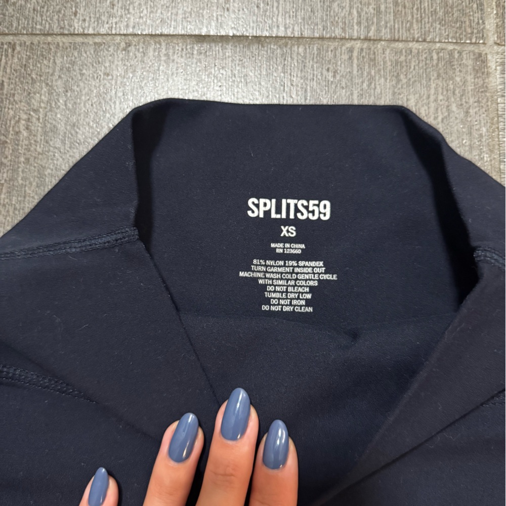 AIRWEIGHT HIGH WAIST SHORT